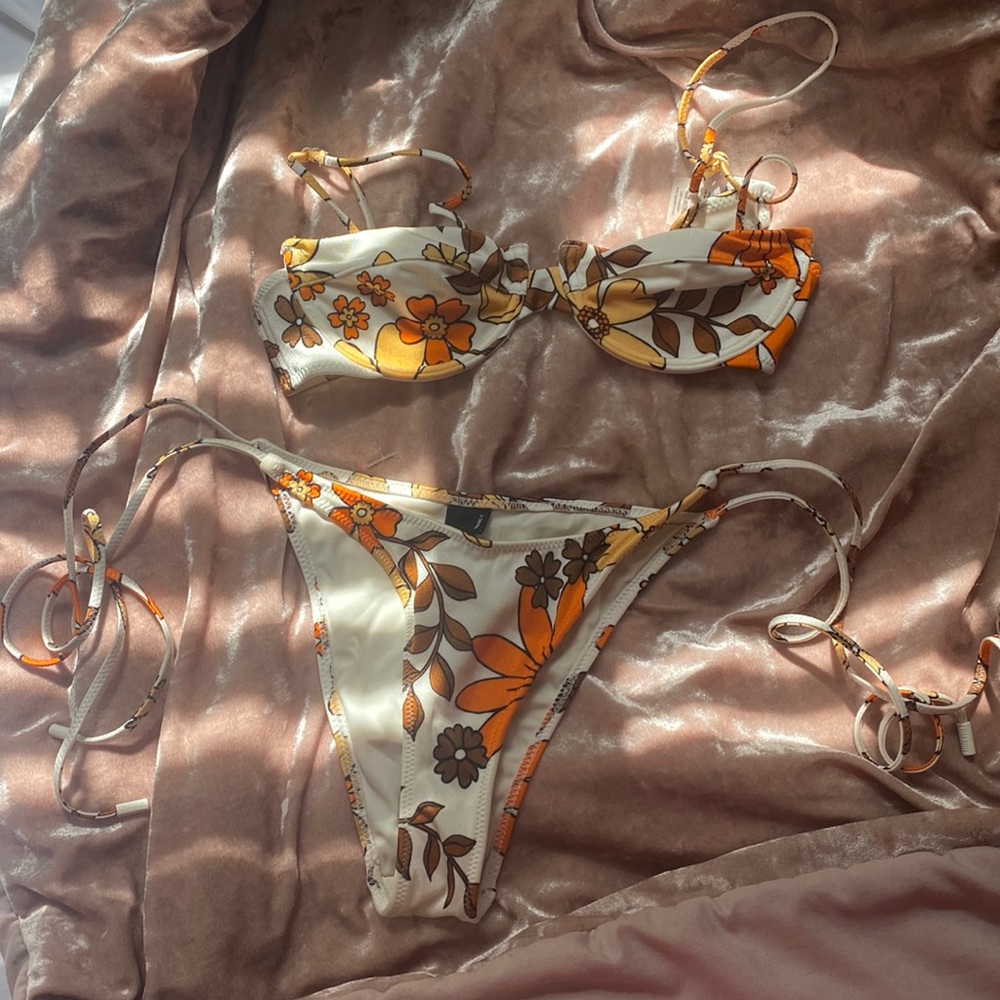 triangl bikini